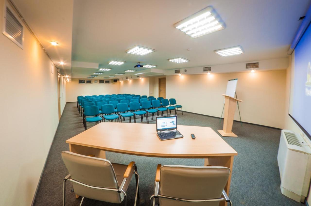 Practicotel Отель