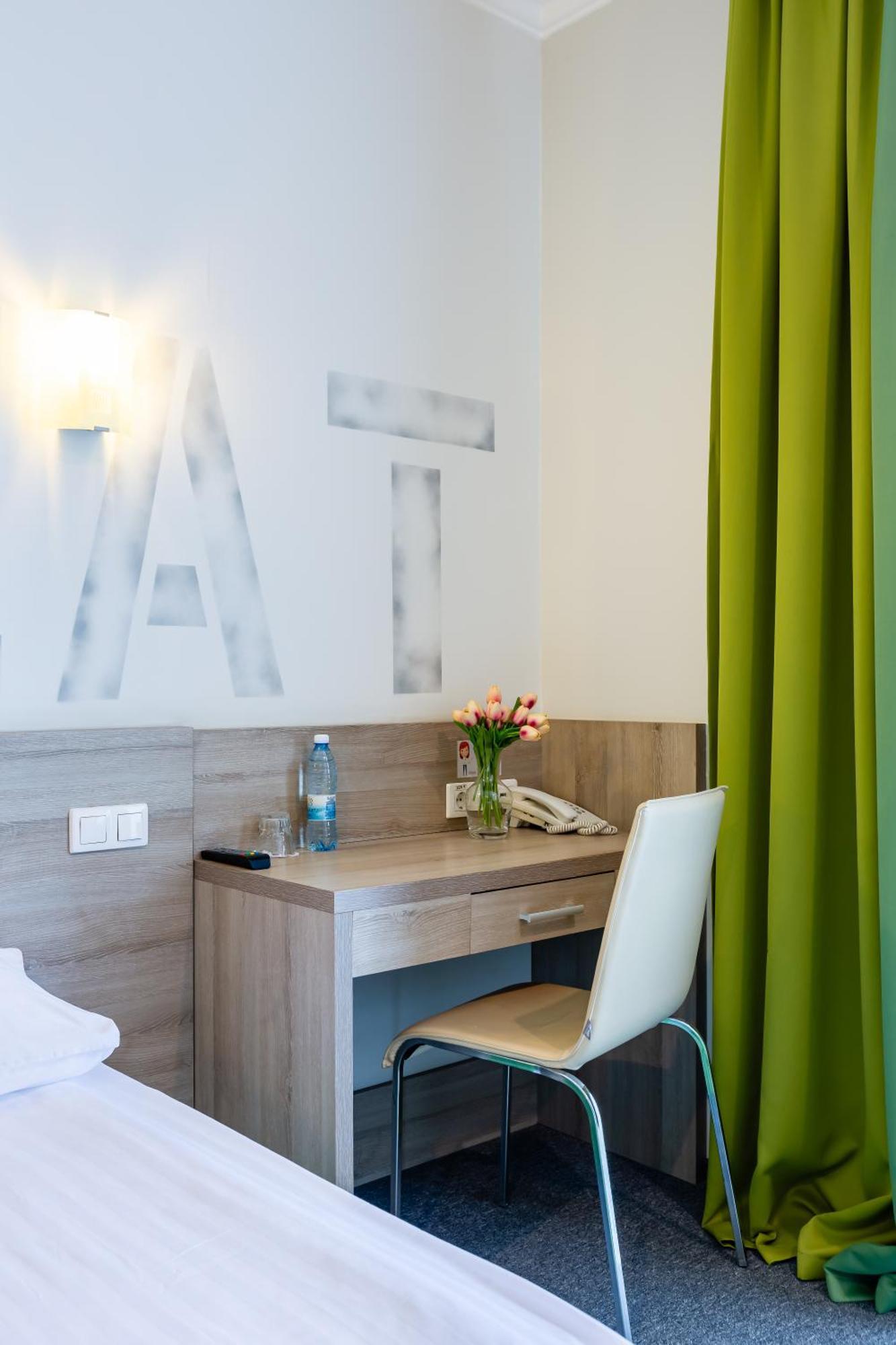 Practicotel Отель
