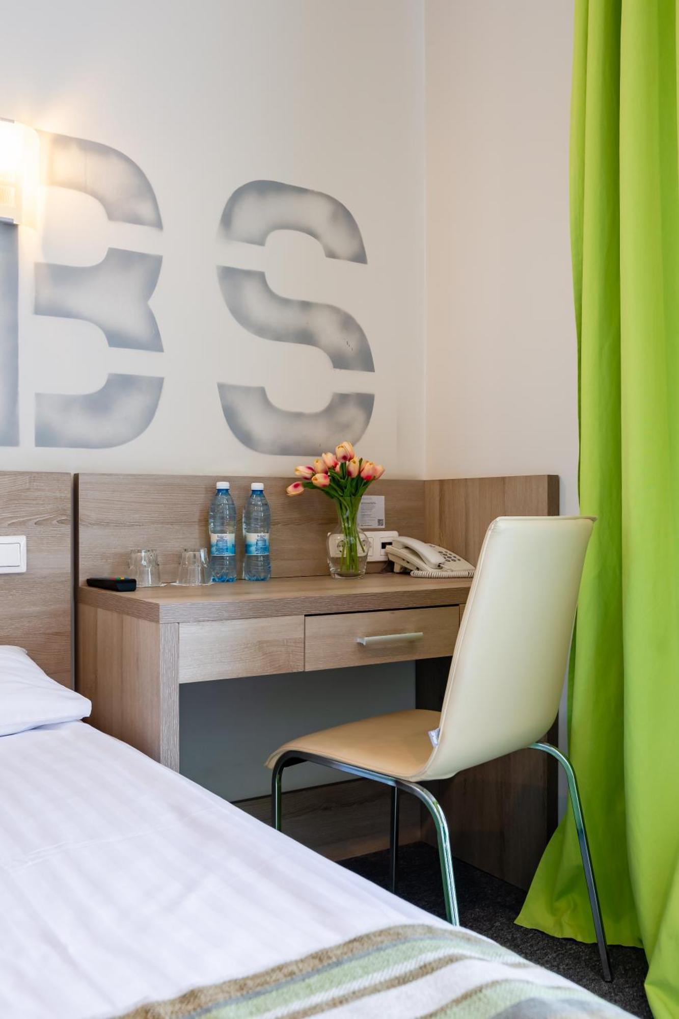 Practicotel 3* Киев